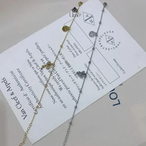 BST1 Lắc chân Ume Store